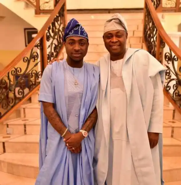 Davido Replies Twitter User Who Said His Father